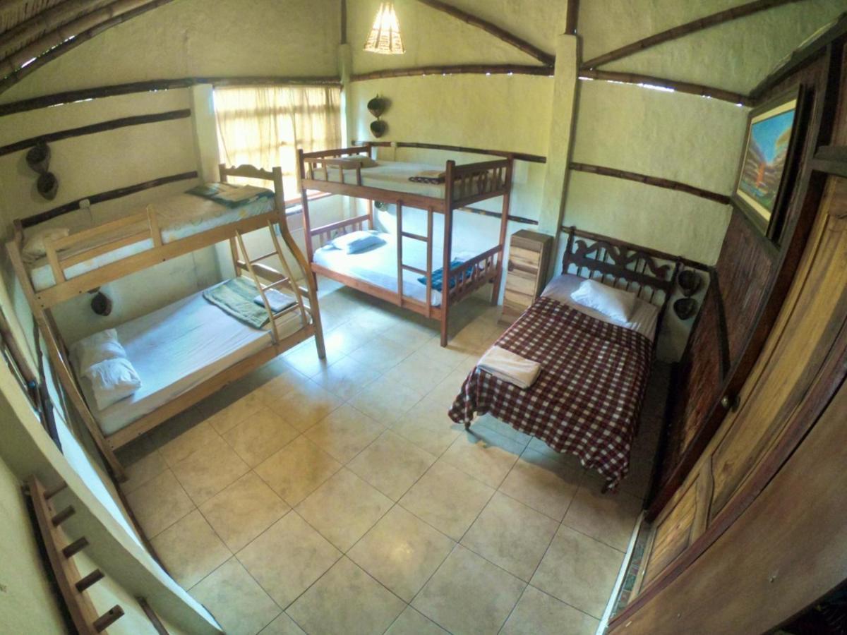 Hostal Moai Montañita Zewnętrze zdjęcie