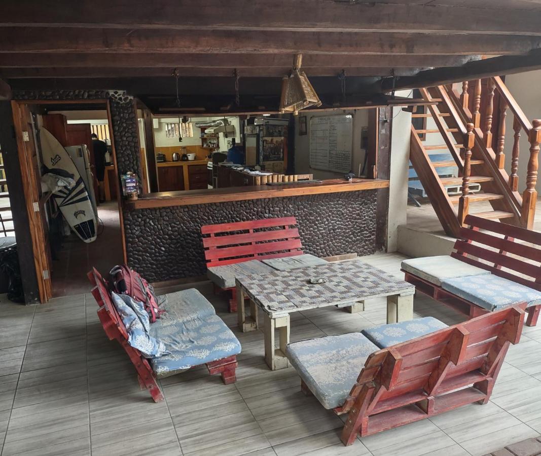 Hostal Moai Montañita Zewnętrze zdjęcie
