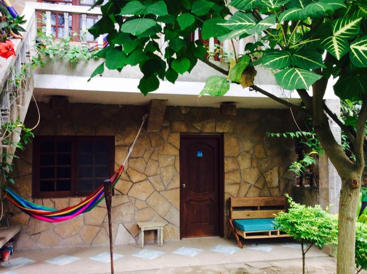 Hostal Moai Montañita Zewnętrze zdjęcie