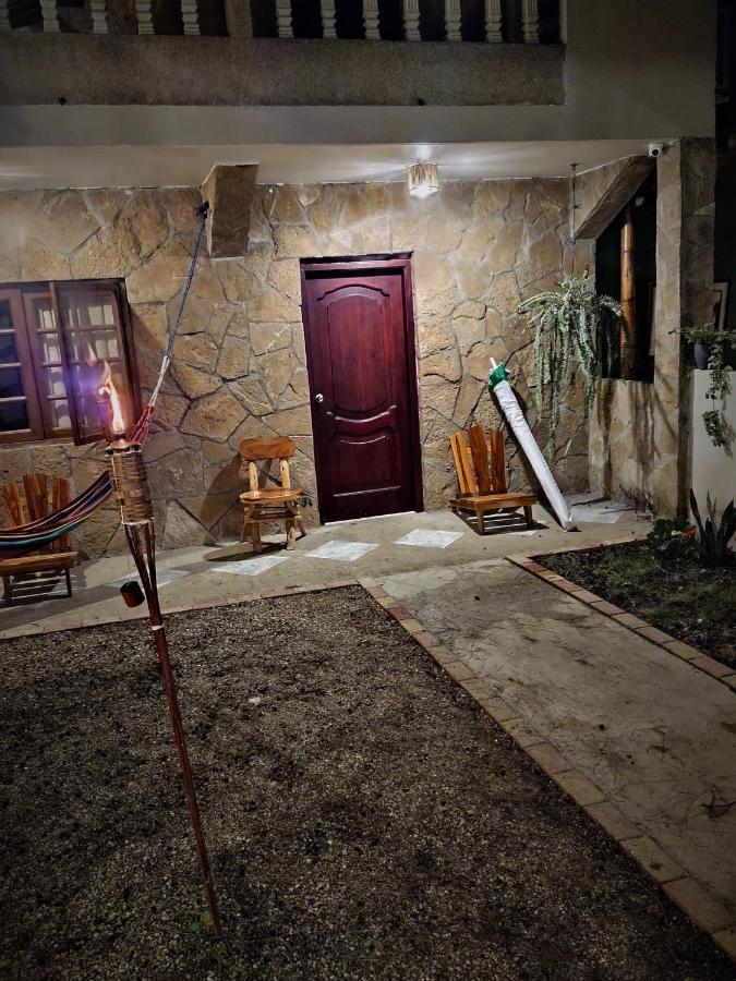 Hostal Moai Montañita Zewnętrze zdjęcie